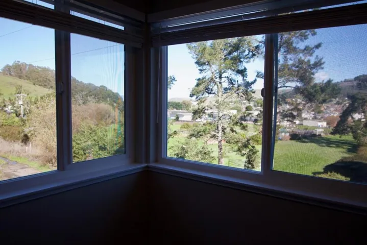 1580 Higgins Way 5, Pacifica, California 94044