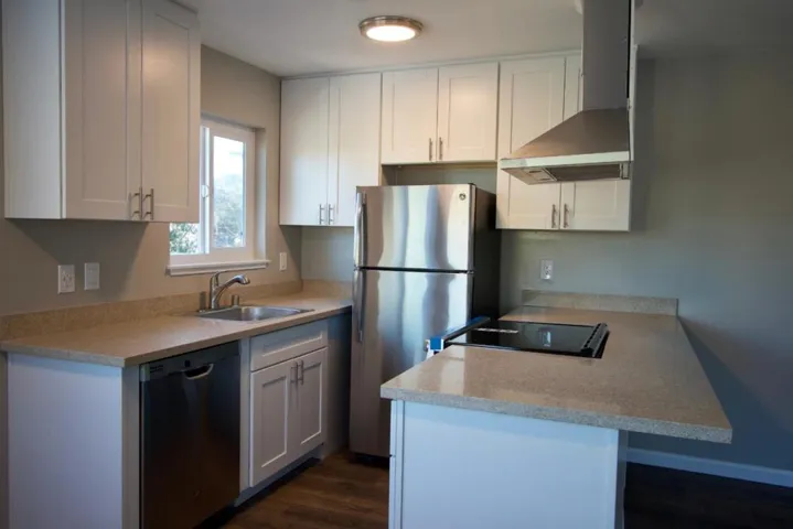 1580 Higgins Way 5, Pacifica, California 94044