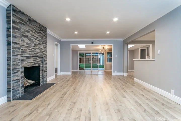 651 E Bixby Road, Long Beach, California 90807
