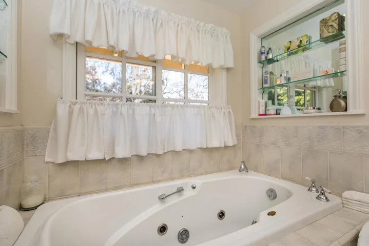 31730 Saddletree-43