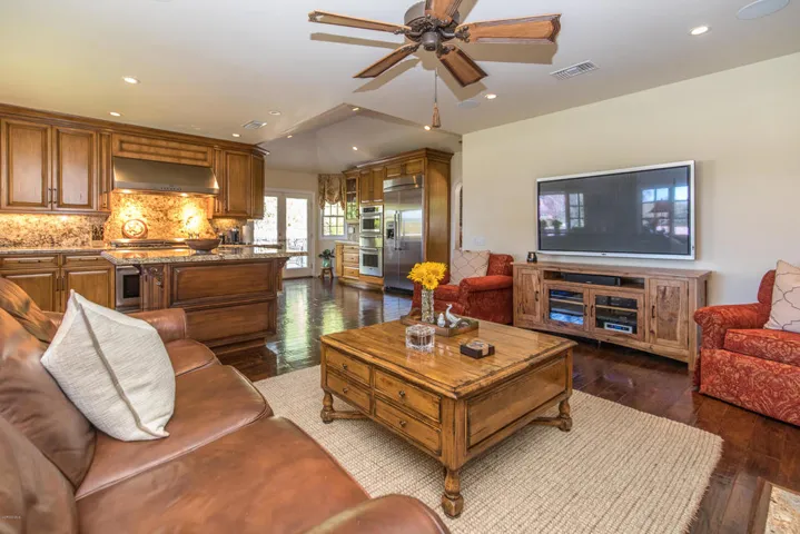 31730 Saddletree-26
