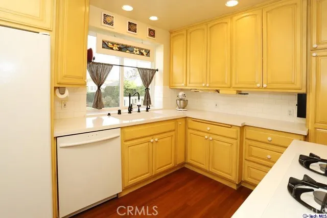 1254 Graynold Avenue, Glendale, California 91202