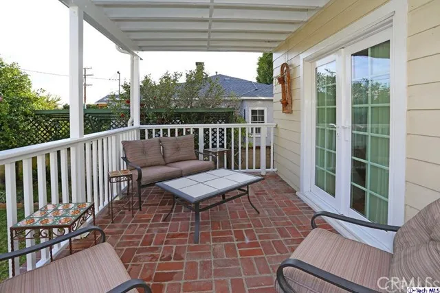 1254 Graynold Avenue, Glendale, California 91202