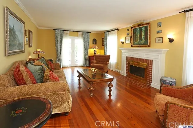 1254 Graynold Avenue, Glendale, California 91202