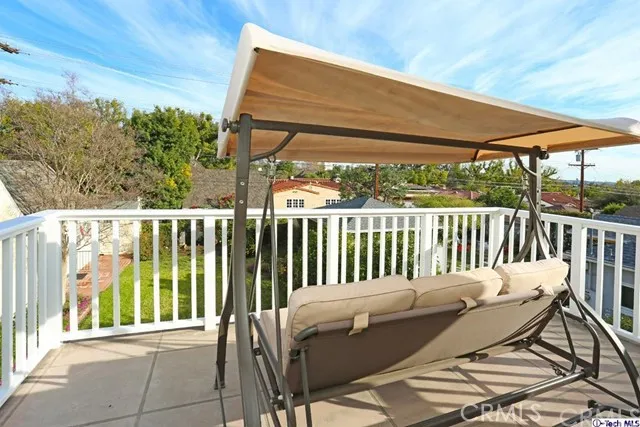 1254 Graynold Avenue, Glendale, California 91202