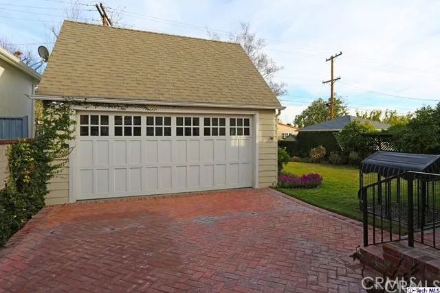 1254 Graynold Avenue, Glendale, California 91202