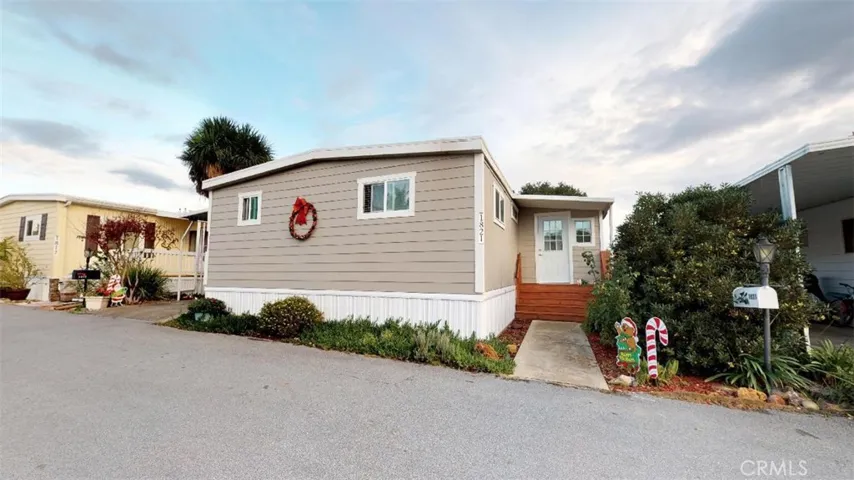 1821 Thelma Drive 53, San Luis Obispo, California 93405