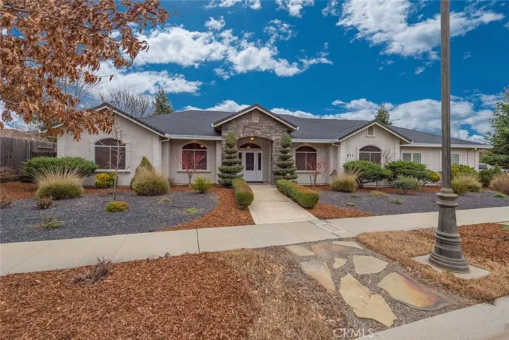 211 White Cedar Lane, Chico, California 95928