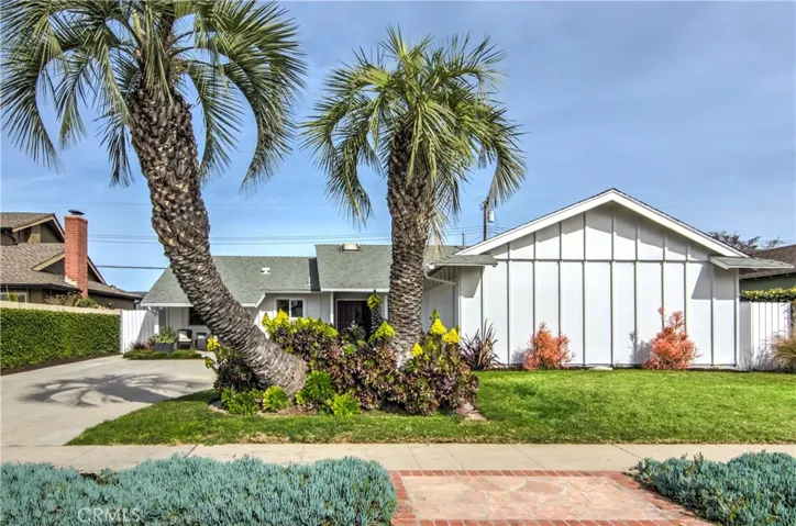 Nice setback from the street allows privacy and lovely landscape spaces.
