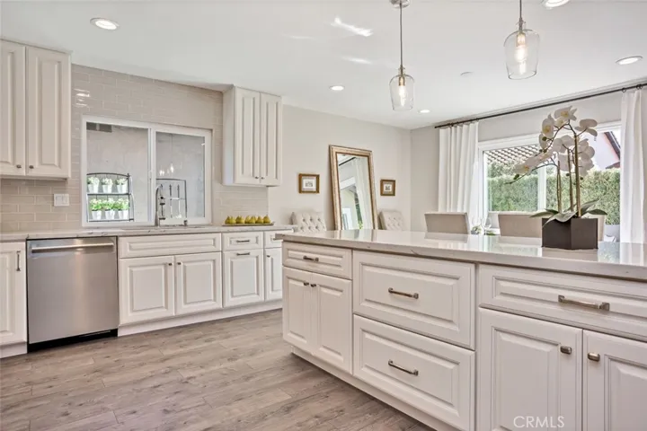 Beautifully remodeled kitchen