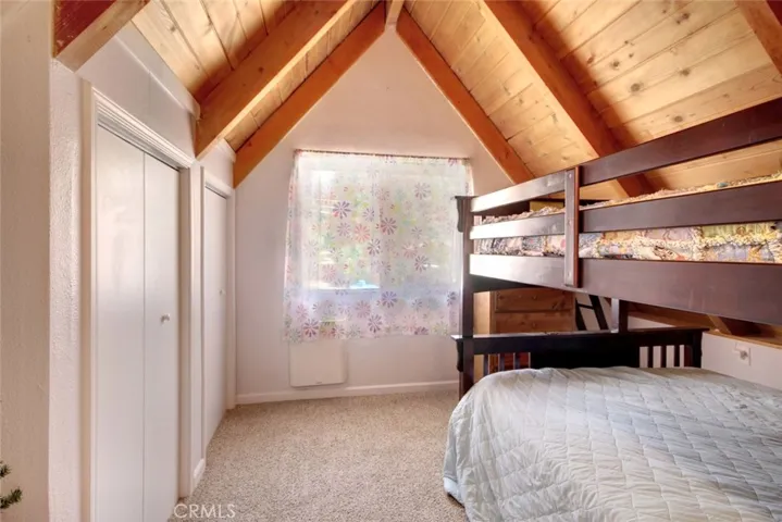 2061 6th Lane, Big Bear, California 92314