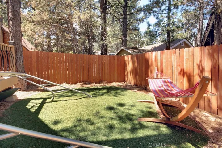 2061 6th Lane, Big Bear, California 92314