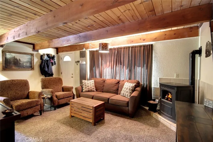 2061 6th Lane, Big Bear, California 92314