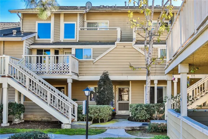 All about LOCATION, LOCATION LOCATION! Best downstairs one-story unit in the complex!