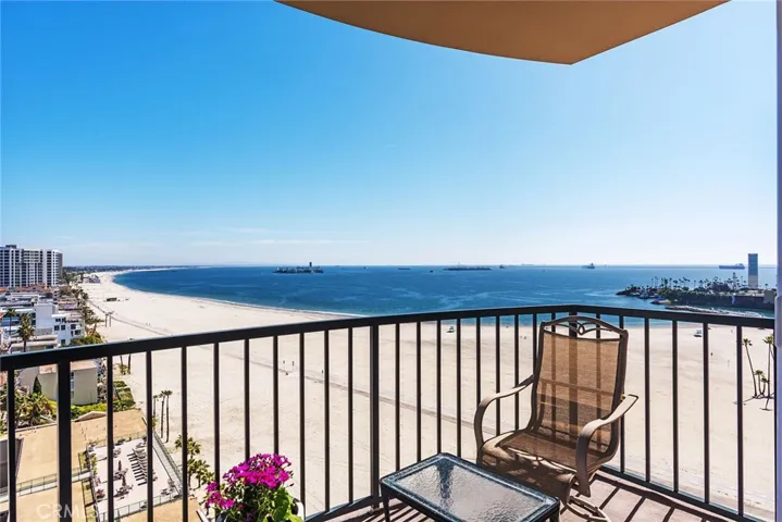 850 E Ocean Boulevard 1204, Long Beach, California 90802
