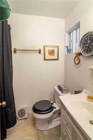496 Emerald Drive, Lake Arrowhead, California 92352