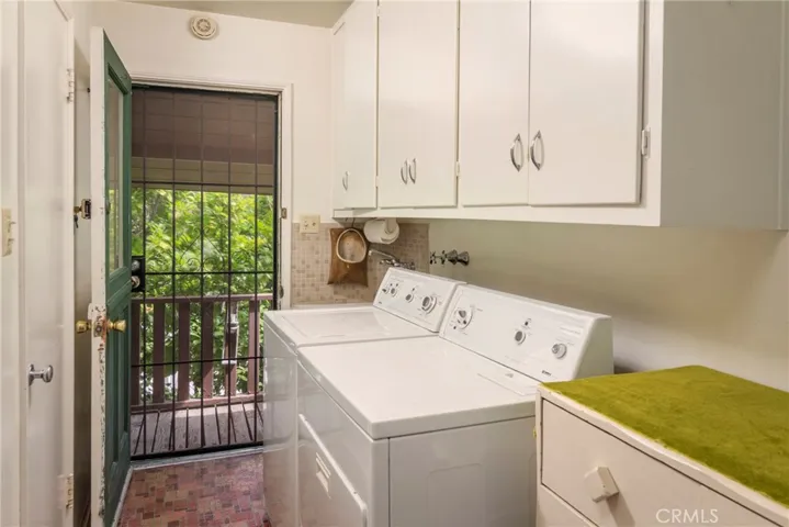496 Emerald Drive, Lake Arrowhead, California 92352