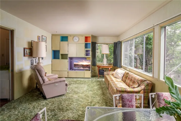 496 Emerald Drive, Lake Arrowhead, California 92352