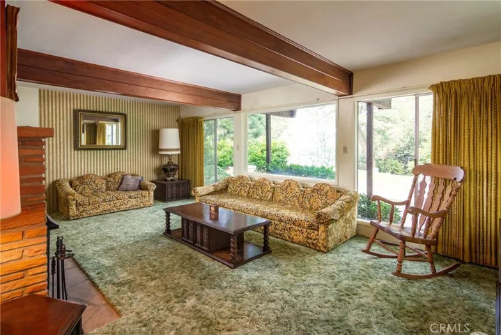 496 Emerald Drive, Lake Arrowhead, California 92352