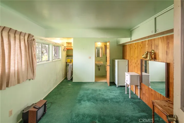 496 Emerald Drive, Lake Arrowhead, California 92352
