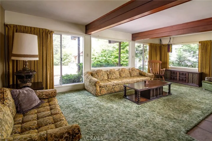 496 Emerald Drive, Lake Arrowhead, California 92352