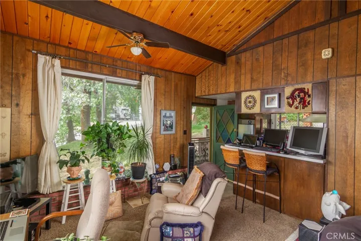 496 Emerald Drive, Lake Arrowhead, California 92352