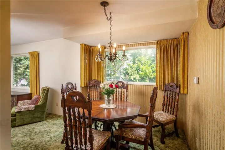 496 Emerald Drive, Lake Arrowhead, California 92352