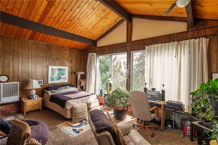 496 Emerald Drive, Lake Arrowhead, California 92352