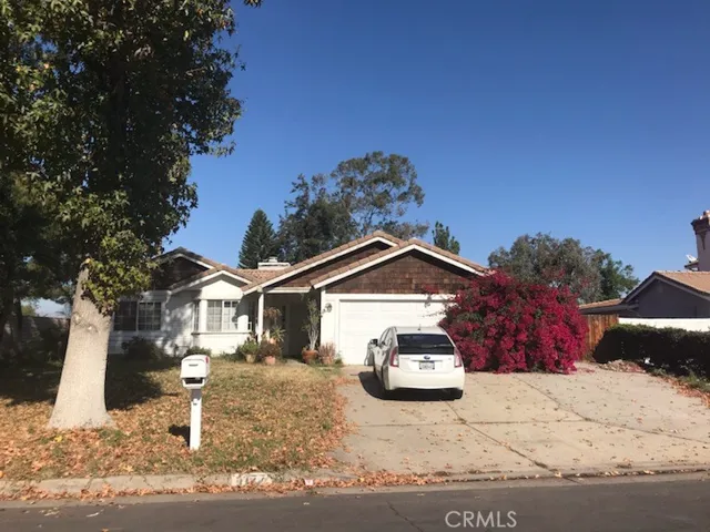 1177 Stillwater Road, Corona, California 92882