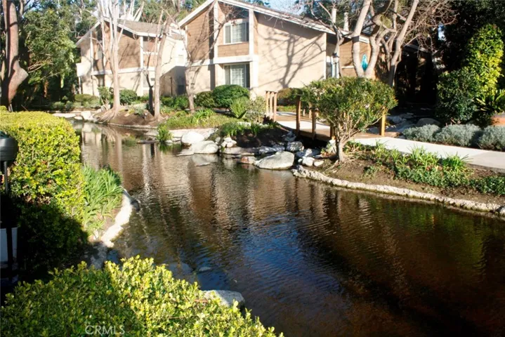 63 Lakepines, Irvine, California 92620