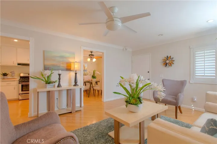 248 E Briardale Avenue 4, Orange, California 92865
