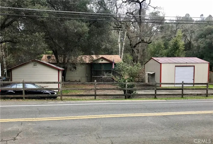 3074 Lakeview Drive, Nice, California 95464
