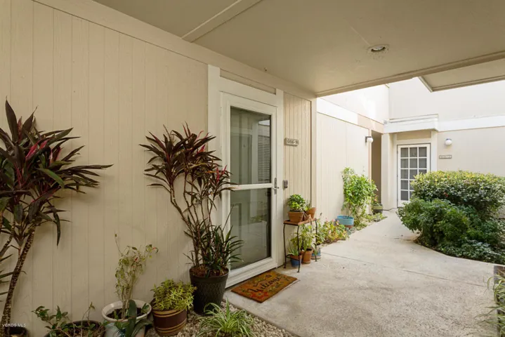 6458 Twin Cir Ln Simi Valley-large-004-1