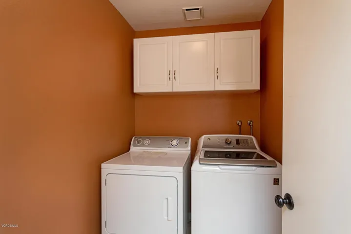 6458 Twin Cir Ln Simi Valley-large-006-2