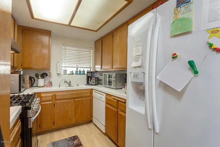 6458 Twin Cir Ln Simi Valley-large-018-7