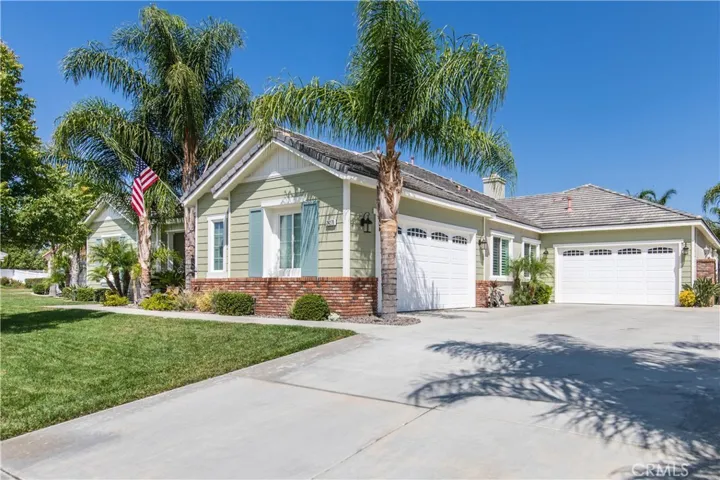 24270 Luna Brilla Lane, Murrieta, California 92562