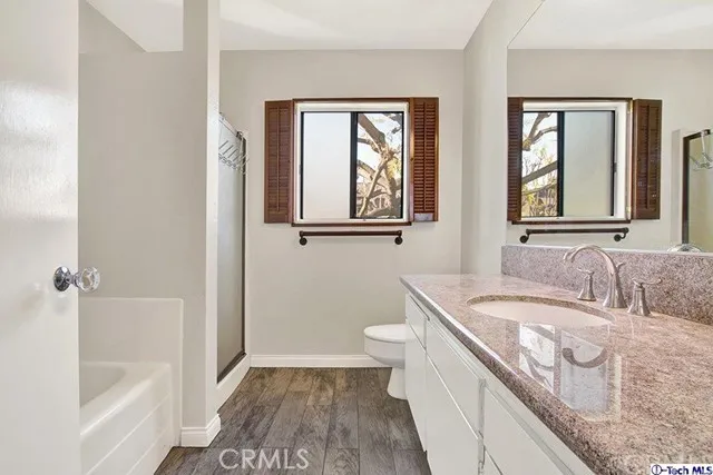 1244 Valley View Road 102, Glendale, California 91202