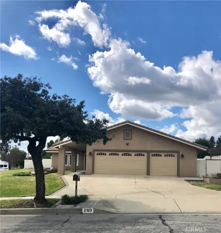 2123 Kelly Avenue, Upland, California 91784