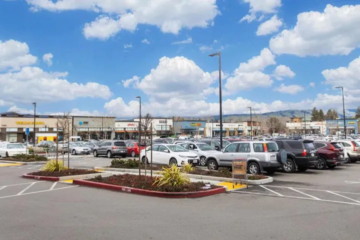 1785 Parkview Green Circle, San Jose, California 95131