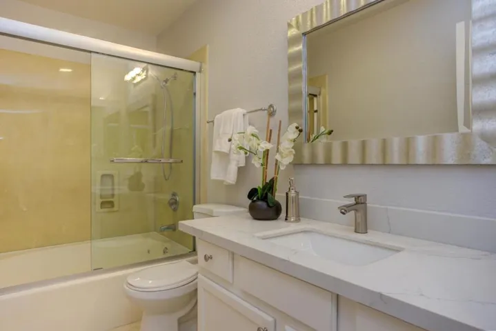 1785 Parkview Green Circle, San Jose, California 95131