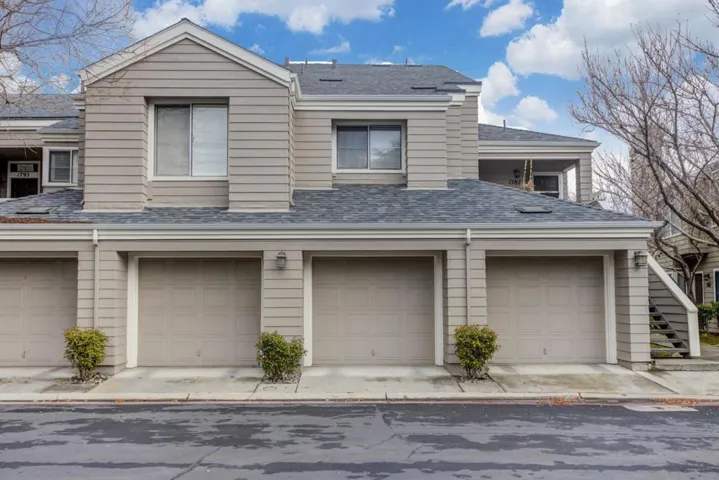 1785 Parkview Green Circle, San Jose, California 95131