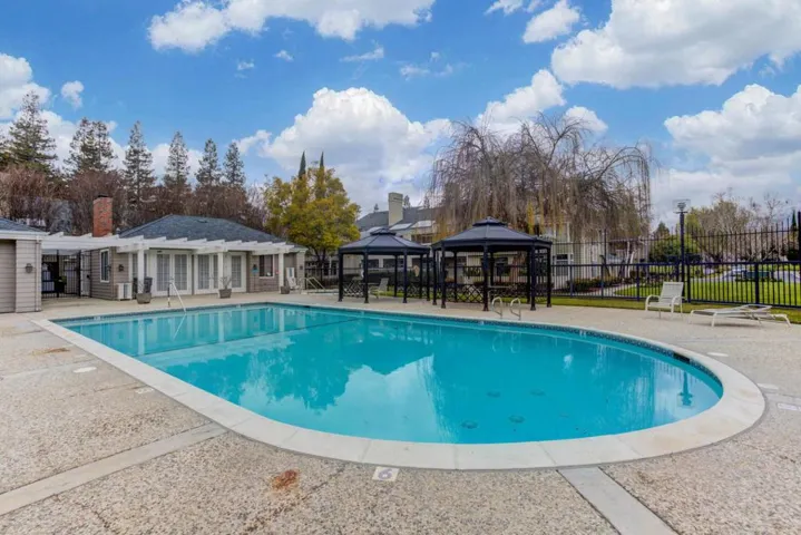 1785 Parkview Green Circle, San Jose, California 95131
