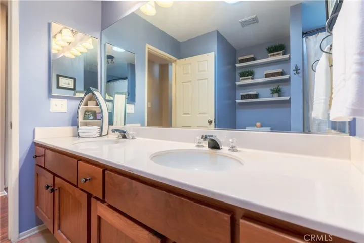 41304 Crispi Lane, Lancaster, California 93551