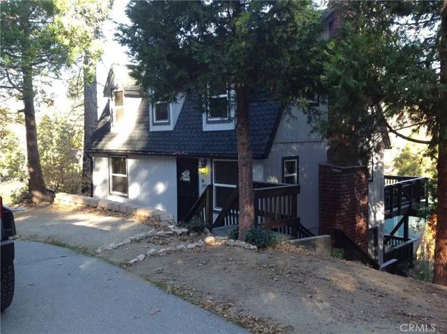 29736 Pine Ridge Drive, Cedar Glen, California 92321