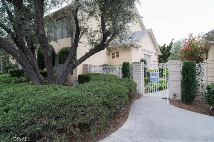 1621 S Pomona Avenue D17, Fullerton, California 92832