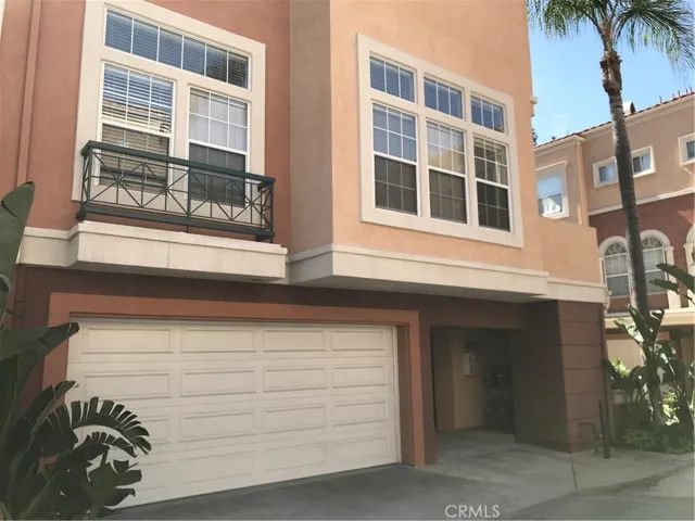 1 Palmieri Aisle, Irvine, California 92606