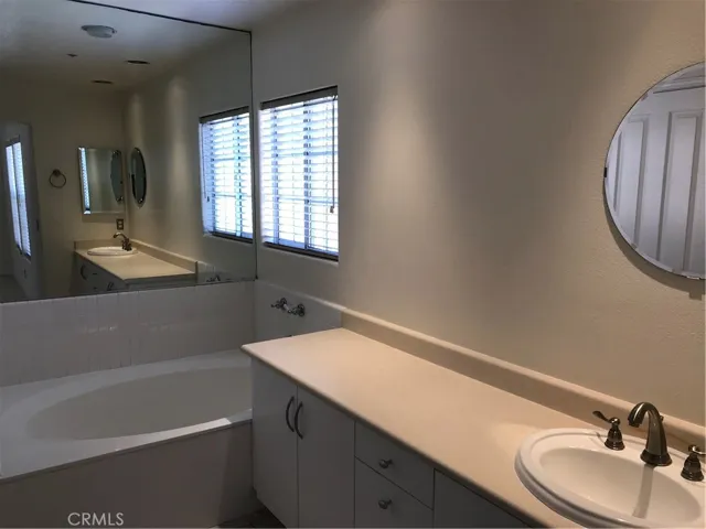 1 Palmieri Aisle, Irvine, California 92606