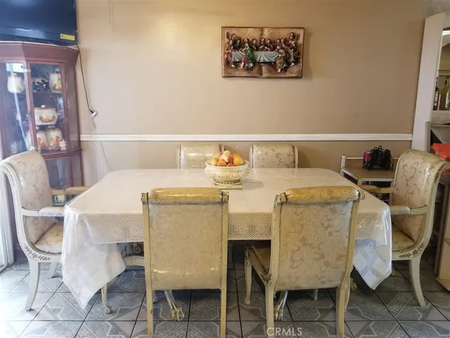 5417 Lavinia Avenue, Lynwood, California 90262