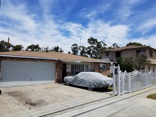 5417 Lavinia Avenue, Lynwood, California 90262