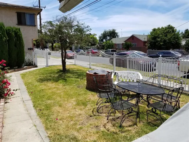 5417 Lavinia Avenue, Lynwood, California 90262
